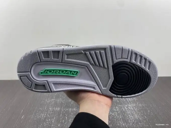 Cheap Kickmax Green CT8532-031 Air 3 Glow Jordan 0602
